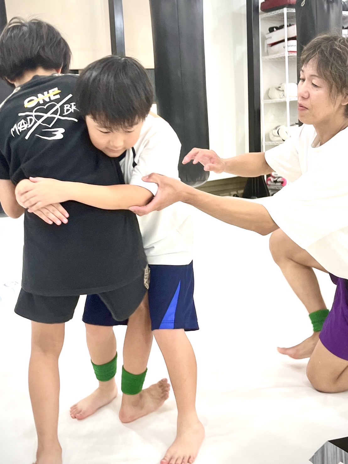 絵を描く子ども