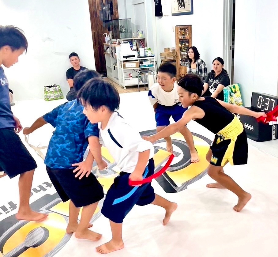 絵を描く子ども