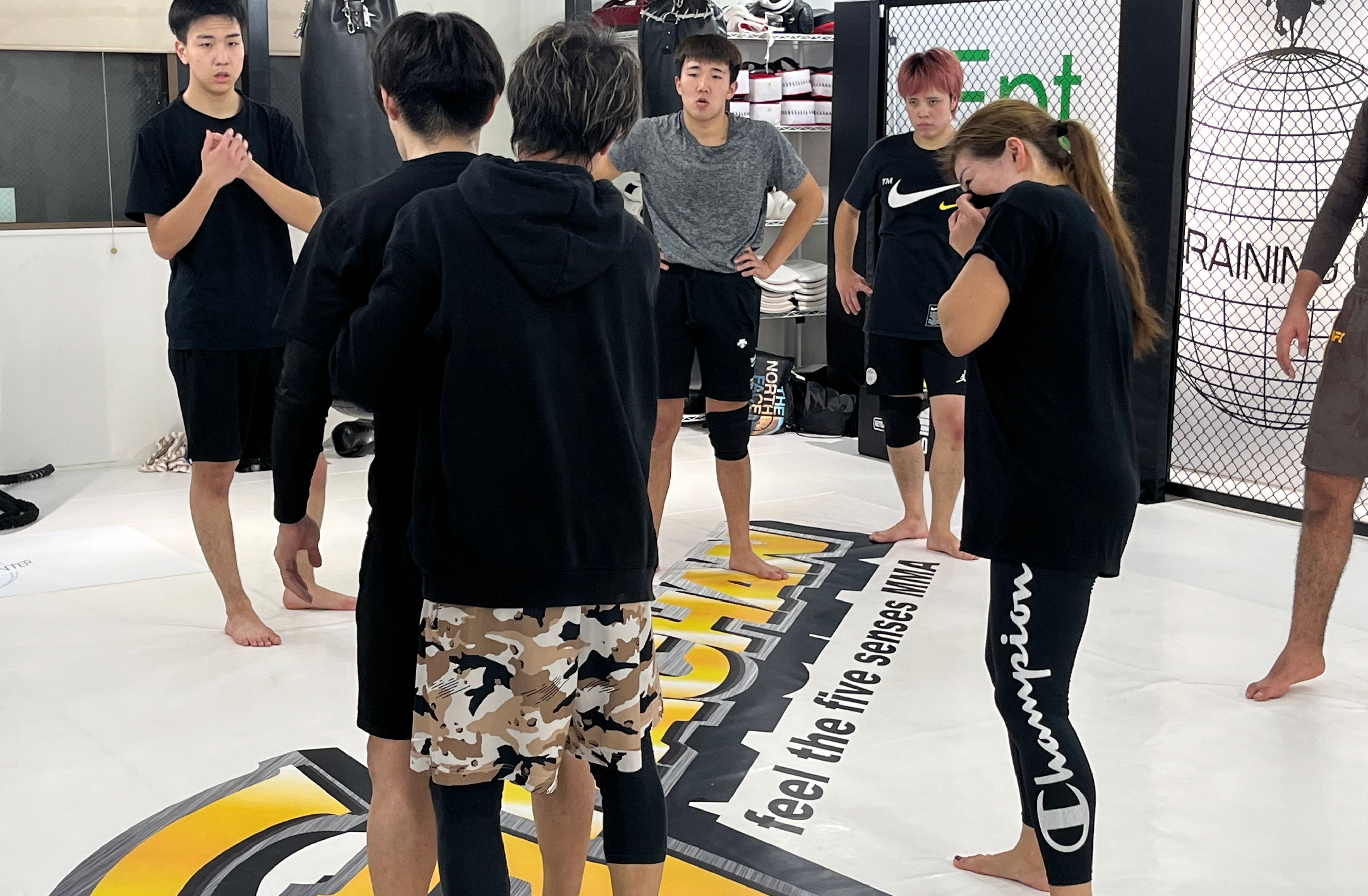 レスリング練習風景